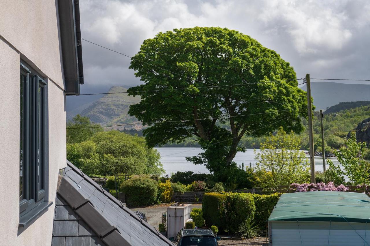 Arlyn, Padarn Lake Viewpoint In Snowdonia Caernarfon Exterior foto